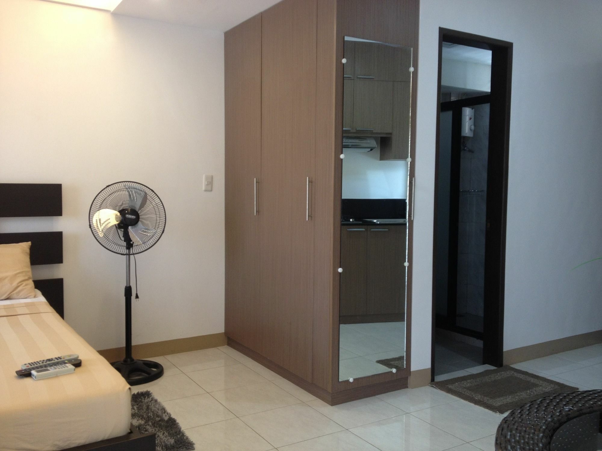 Anahaw Studio Suites Manoc-Manoc Exterior foto