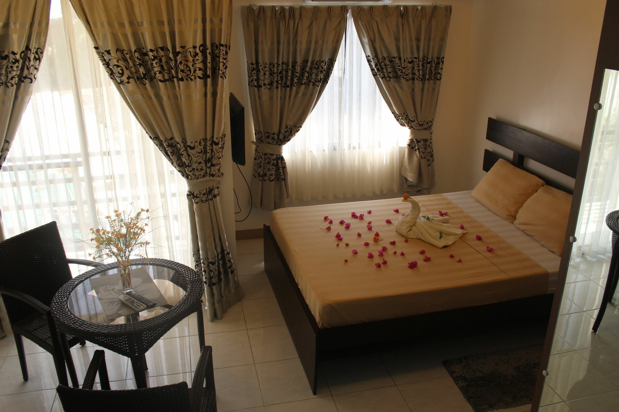 Anahaw Studio Suites Manoc-Manoc Exterior foto
